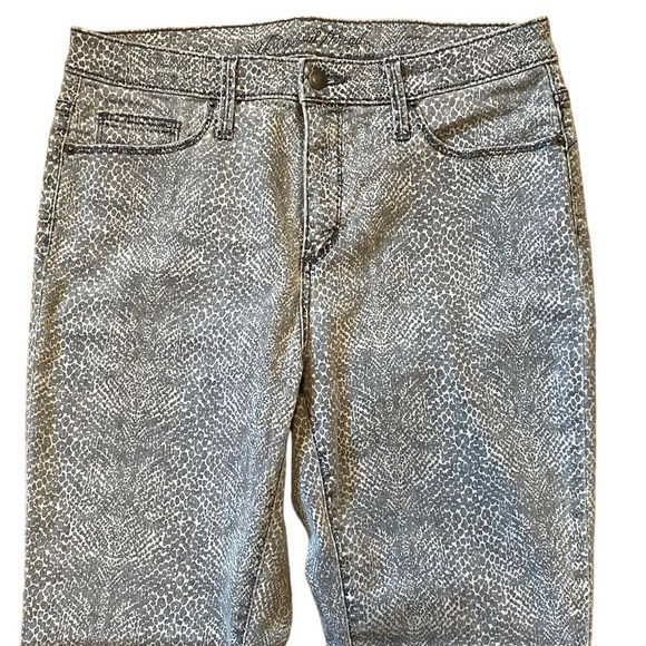Universal Thread Grey White Snake Pattern Denim Jeans Straight Leg 12 - Picture 3 of 12